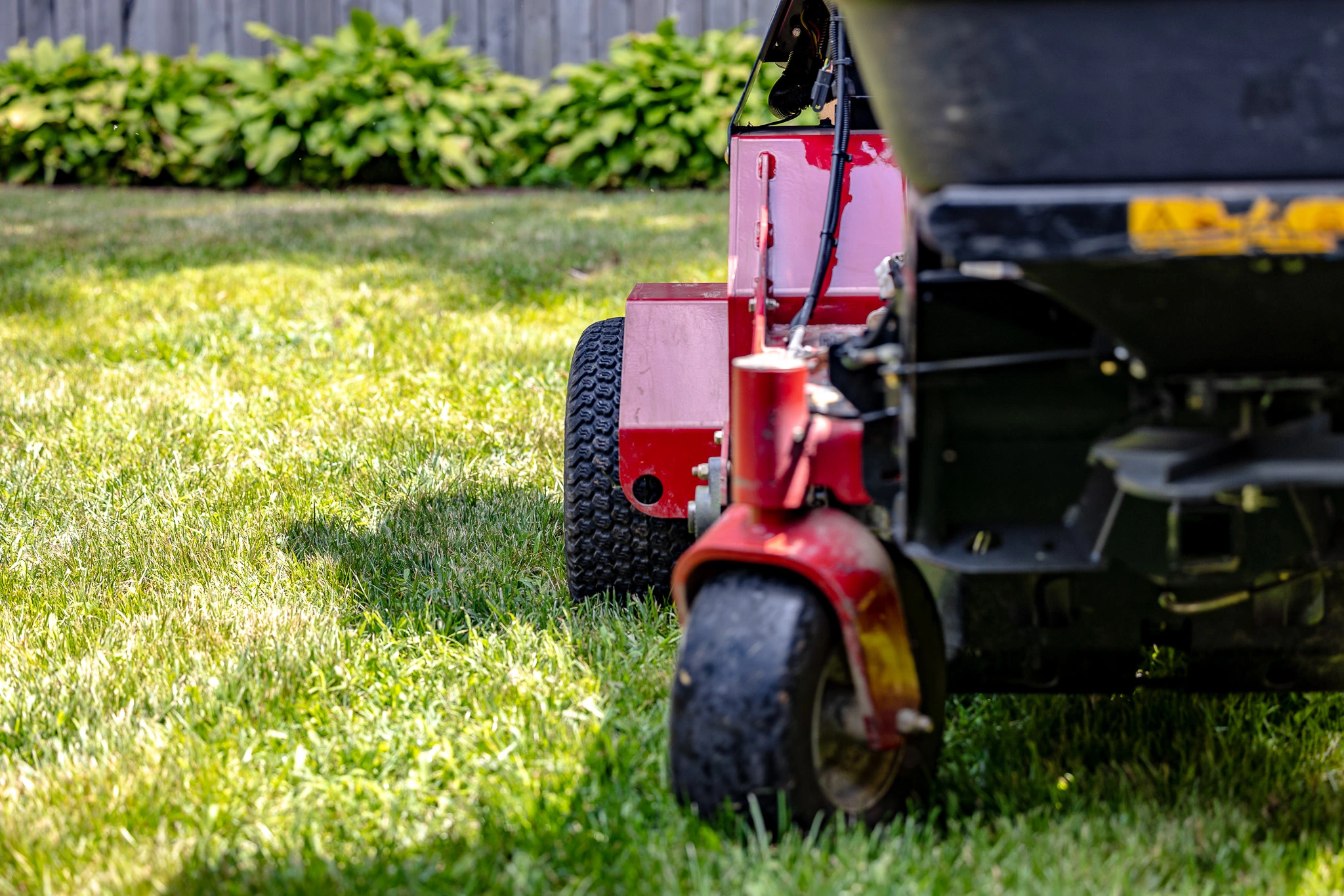 Winter Lawn Care Wisdom: Keeping Your Indiana Lawn Healthy and Happy